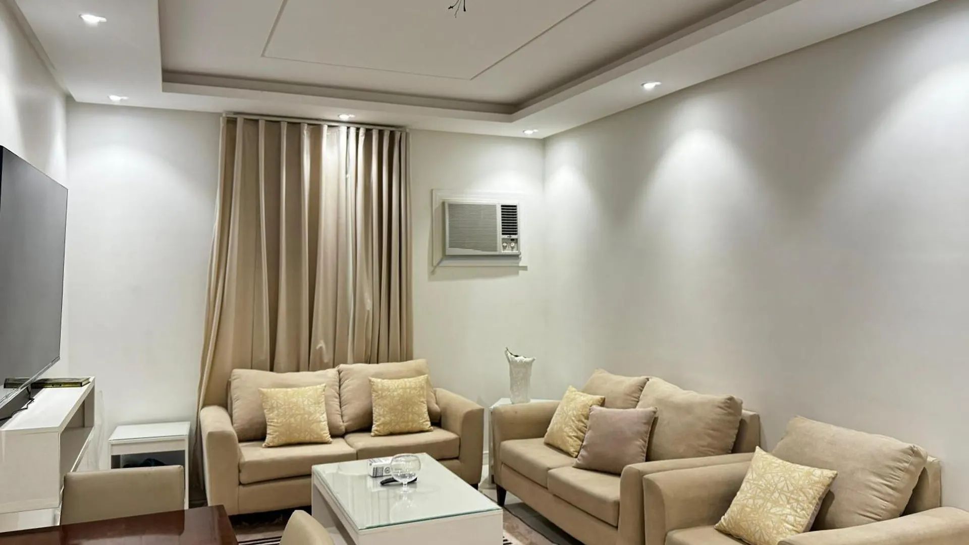 The White Apartments Riyad