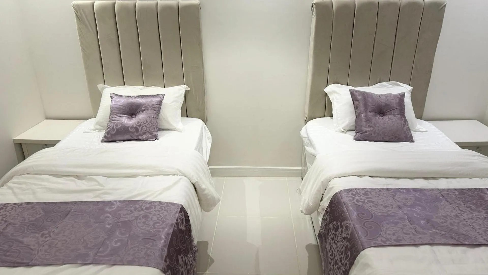 The White Apartments 리야드